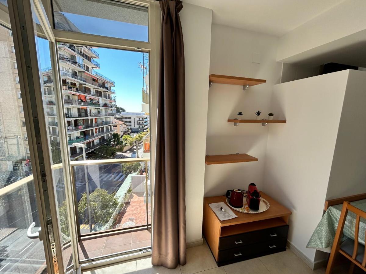 Apartaments Superiors Mtb Only Couples Lloret de Mar Luaran gambar